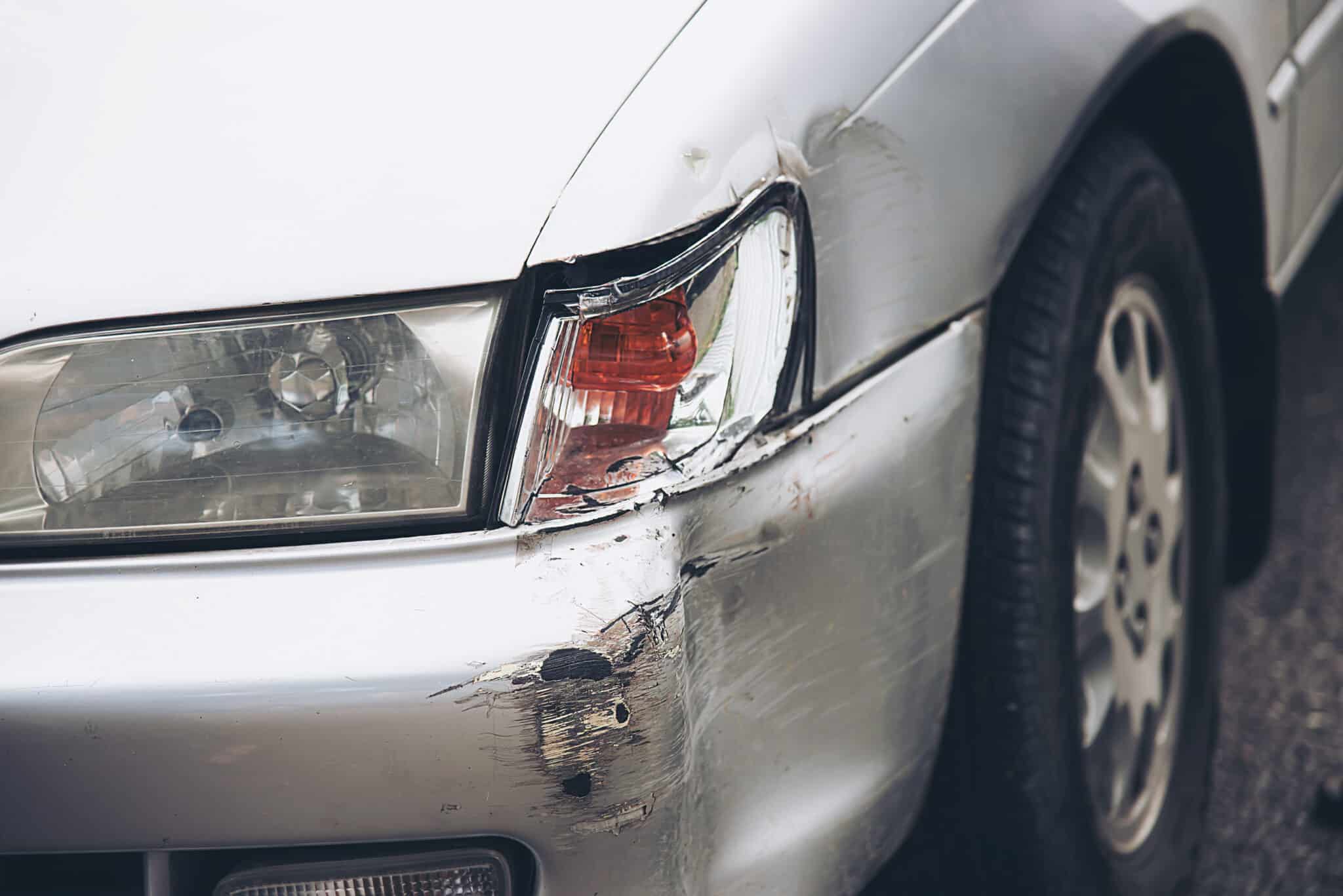 How Much Does a Car Body Damage Repair Cost? Is It Worth the Shot?