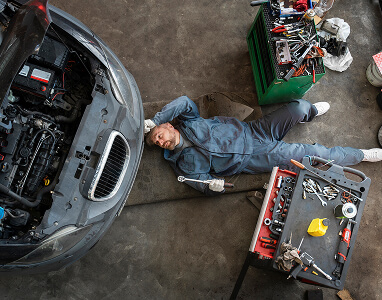 stormwise auto repair crew